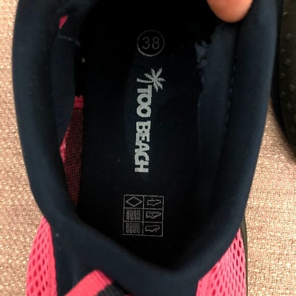 Too Beach Pink and Navy Water Shoes!!! - Picture 5 of 5